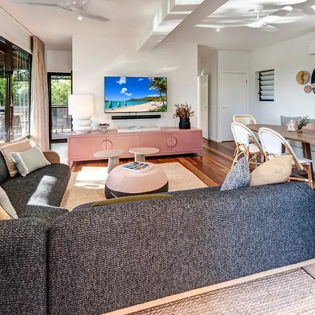 Point Blue On Hamilton Island By Hiha-3